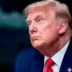 Tramp Putinning DXR va LXR mustaqilligini tan olish haqidagi qaroriga munosabat bildirdi