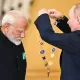 “Қадрдон дўстим”, “ҳазрати олийлари” ­­– Моди нега Москвага борди?