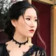 Almazbek Atambayevning qizi: Haqiqat biz tarafda. Otam noqonuniy qo‘lga olindi (video)