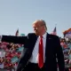 Дональд Трампнинг президентлик даври ҳақида 10 та факт