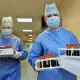 Вирусолог Россия вакцинасининг хавфли бўлиши мумкинлигини айтди