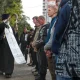 Донбассда автоматлар билан референдум, Россияда йиғи остидаги сафарбарлик (фото)