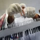 Россиянинг коронавирусга қарши вакцинасининг ҳужжатлардаги асл ҳолати ошкор бўлди