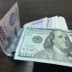 O‘zbekistonda dollarning rasmiy kursi qatorasiga uchinchi kun pastladi