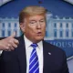 Дунёдаги вазият: Трамп шифокорлар танқидига учради, Тожикистонда шубҳали ўлим ҳолатлари
