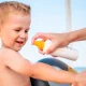 Erta qarish va teri saratonining oldini oling: Quyoshdan himoya qiluvchi kremlarni qanday tanlash kerak?