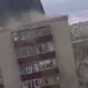 Qozog‘istonda kuchli shamol uylarning tomini uchirdi (video)
