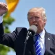 Доналд Трамп «биронта ижтимоий тармоқда йўқлиги»ни эълон қилди