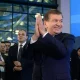 Шавкат Мирзиёев соҳаларнинг илғор вакилларини мукофотлади