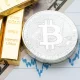 Олтин ва кумуш арзонлашди, Bitcoin нархи эса ўсишда давом этмоқда
