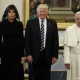 Rim papasi Melaniya Trampga: “Eringizni nima bilan boqasiz?”