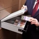 Валюта заҳирасини қаерда ва қандай сақлаш керак?