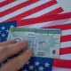 AQSH elchixonasi ayrim Green Card g‘oliblari viza ololmasligidan ogohlantirdi
