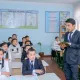 Erkak oʻqituvchilar maktabga qaytmoqda