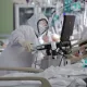 Америкалик шифокор коронавирусдан вафот этаётган бемор кўзига сўнгги дақиқаларда нималар кўринишини айтди