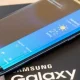 «Малика» савдо марказида сотилаётган телефонларнинг нархлари билан танишинг