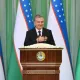 Шавкат Мирзиёев байрам муносабати билан бир гуруҳ хотин-қизларни мукофотлади