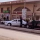 Buxoroda Cobalt haydovchisi IIB xodimi boshqaruvidagi mashinani urib qochdi (video)