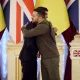 Buyuk Britaniya bosh vaziri Rishi Sunak Kievga keldi. Ukraina yangi qurollarni oladi