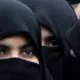 “Ertaga kech bo‘ladi”: Qirg‘izistonda burqa va niqob kiyishni taqiqlash taklif etildi