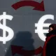 Россияда евронинг биржа курси 76 рублгача кўтарилди