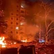 Zaporojedagi aholi yashash joylariga yana raketa zarbasi berildi, 17 kishi halok bo‘ldi (video)