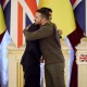 Buyuk Britaniya bosh vaziri Rishi Sunak Kievga keldi. Ukraina yangi qurollarni oladi