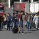 «Rus dezertirlariga salom». Gruziyada rossiyaliklarning yangi to‘lqini qanday qarshilanmoqda?