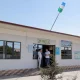 O‘zi, xotini va farzandini otib o‘ldirgan profilaktika inspektori yashagan mahalladan reportaj