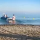 Qayiqni suvga tushirmoqchi bo‘lgan Land Rover’ning o‘zi «suzib ketdi» (video)
