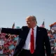 Дональд Трампнинг президентлик даври ҳақида 10 та факт