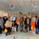 Ijtimoiy tarmoqda shov-shuv ko‘targan voqea: O‘zMU talaba qizlari nega banner ko‘tarishdi?