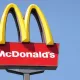 AQShdagi McDonald's burgerlaridan qurt chiqdi