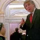 Трамп “Уйда ёлғиз 2” фильмида рол ўйнашга уни қандай кўндиришганини айтиб берди