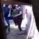 Surxondaryoda qaynog‘a kelinini kaltaklayotgani aks etgan video tarqaldi