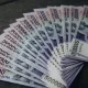Ўзбекистонда ҳоким ёрдамчиларига қанча маош берилиши маълум бўлди