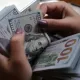 Ўзбекистондан кўпроқ валюта олиб чиқишга рухсат берилди