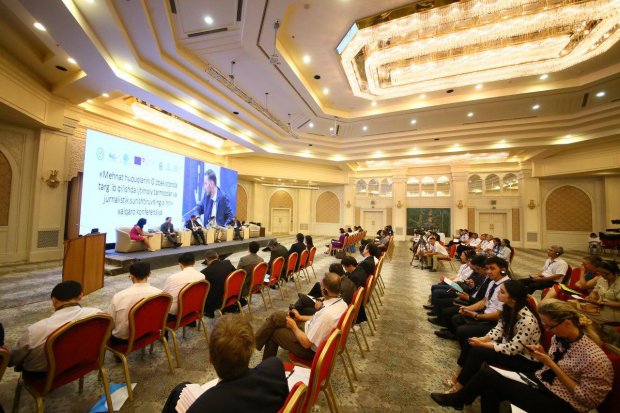 Jurnalistlar uchun tanlov: mehnat huquqlarini kim yaxshi yorita oladi?