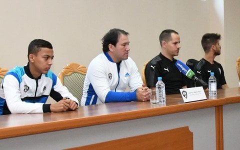Азамат Абдураимов: «Эйбар»га қарши ҳужумкор ўйин намойиш қиламиз»