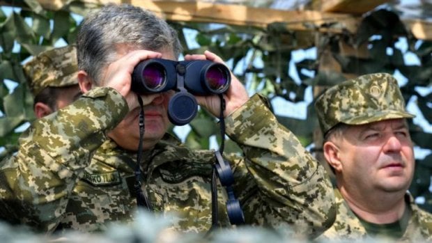Poroshenko: Rossiya bilan "keng miqyosli urush" xavfi haqida