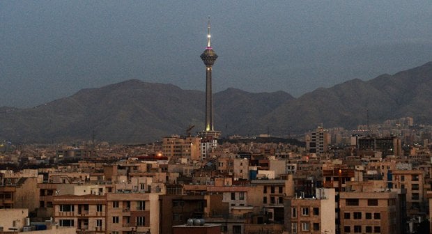 Tehron shahri suv ostiga g‘arq bo‘lmoqda