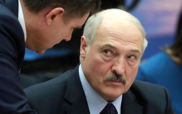 Лукашенко Беларусь мустақиллиги бўйича махфий йиғилиш ўтказди