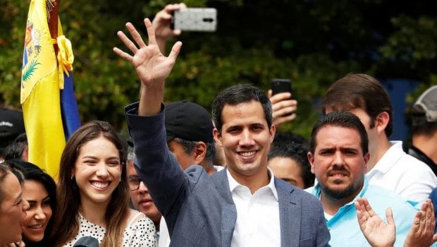 Venesuela armiyasi polkovnigi Guaydoni prezident sifatida tan oldi