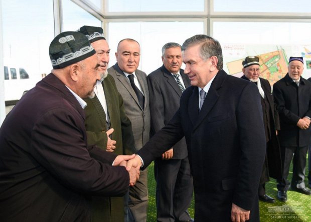 Президент Ховос туманига ташриф буюрди