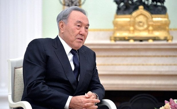 Nursulton Nazarboyev yoshlar nimaga oʻrganishi kerakligini aytdi (video)