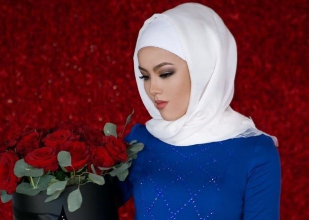 “Qirgʻiziston goʻzali” hojilar uchun liboslar toʻplamini taqdim etdi