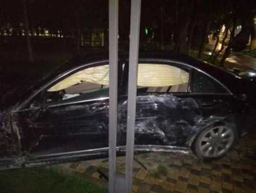 «Mersedes» haydovchisi avtohalokat keltirib chiqarib, o‘zi qochib ketdi
