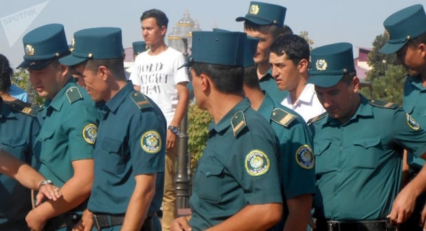 Ўзбекистонда милиция ходимининг қонуний талабларини бажармаслик учун жазо кучайтирилади