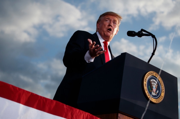 Donald Tramp ikkinchi muddat uchun saylovda ishtirok etishini e’lon qildi