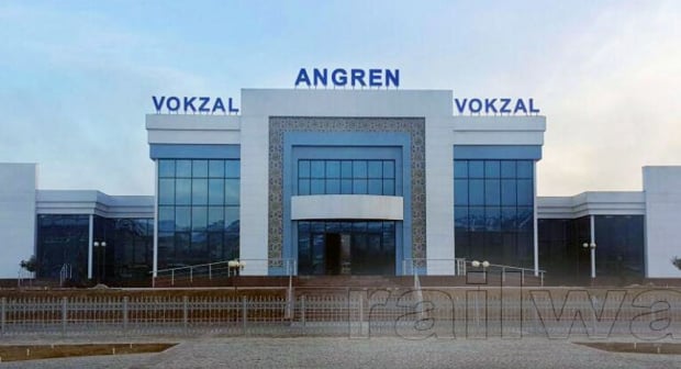 Шавкат Мирзиёев Ангрен шаҳрига борди